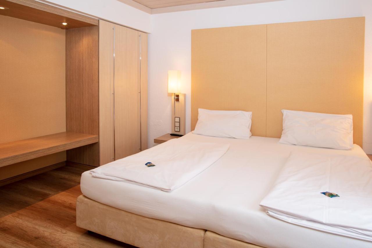 Landhotel Groenenbach บาด โกรเนนบาค ภายนอก รูปภาพ