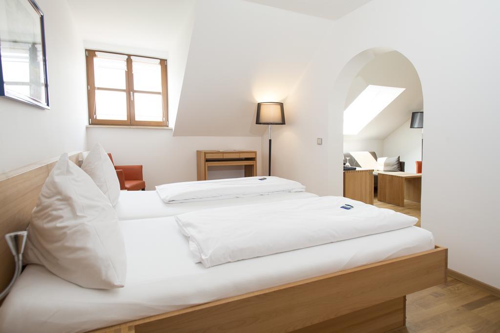Landhotel Groenenbach บาด โกรเนนบาค ภายนอก รูปภาพ