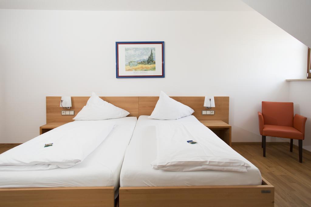Landhotel Groenenbach บาด โกรเนนบาค ภายนอก รูปภาพ